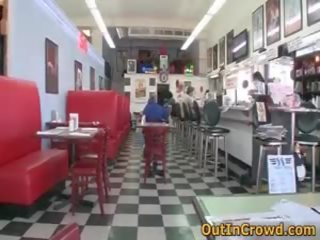Трудно нагоре стари като хомосексуалист смучене и чукане на на публичен crap къща 2 от outincrowd