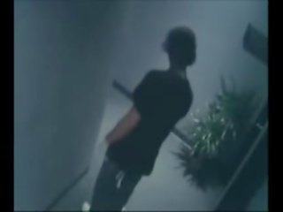 Noķerti kam netīras filma par drošība kamera