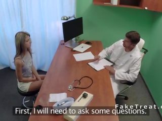 Russisch honing eerste tijd bij dokter eikels hem in kantoor
