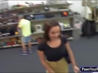 Facultad lassie clavado por lascivo pawn tipo a ganar extra dinero