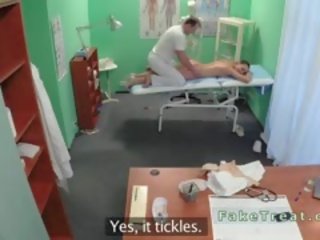Medic масажи негов медицинска сестра