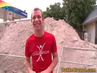 Splendid hetro hunks få outed i offentlig