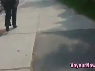 Матуся в фантастичний плаття брюки