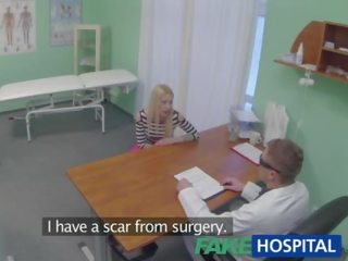 Suurepärane uma saab perses poolt a arst