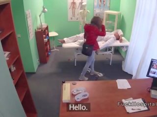 호리 호리한 환자 wakes 올라 과 잤어요 주