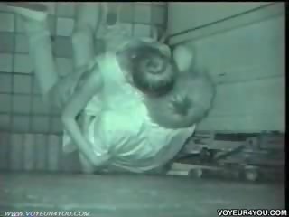 Greu în sus cuplu în afară uşi Adult clamă acțiune