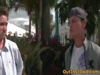 Twink võttes homoseksuaal seks film edasi a ehitus 1 poolt outincrowd