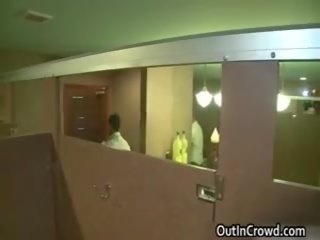 Youngsters クソ と 吸い で a バスルーム 17 バイ outincrowd