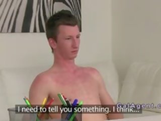 Těžký nahoru knoflíček fucks žena činidlo