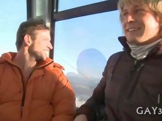 Kas iri parça alır dövülerek