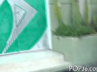 Nastolatka gest przybity deeper