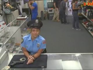 Με πλούσιο στήθος λατινικά αστυνομία γυναίκα βιδωθεί σκληρά