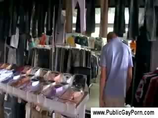 সমকামী juveniles checking প্রতি অন্যান্য আউট