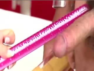 Szexi nők ruhában, férfiak meztelen kurva jelentkeznek egy sperma lövés