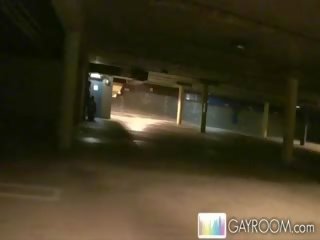Pagbuga ng tamod upang ang parke!