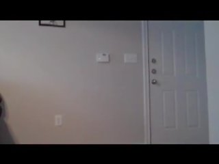 Pizza fellow Gets Flashed By Housewife