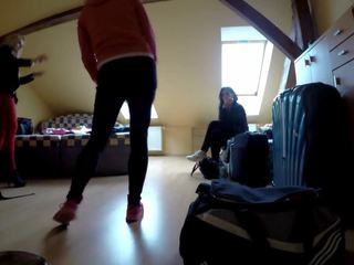 Flickor skiftande rum: fria fria xxx flickor högupplöst xxx filma klämma f0