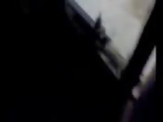 Pakvaišęs vyras yra šnipinėjimo apie jo delightful kaimynas masturbacija šou