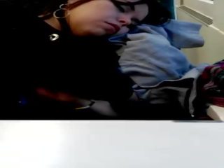 Damsel sleeping fetish in train spy dormida en tren